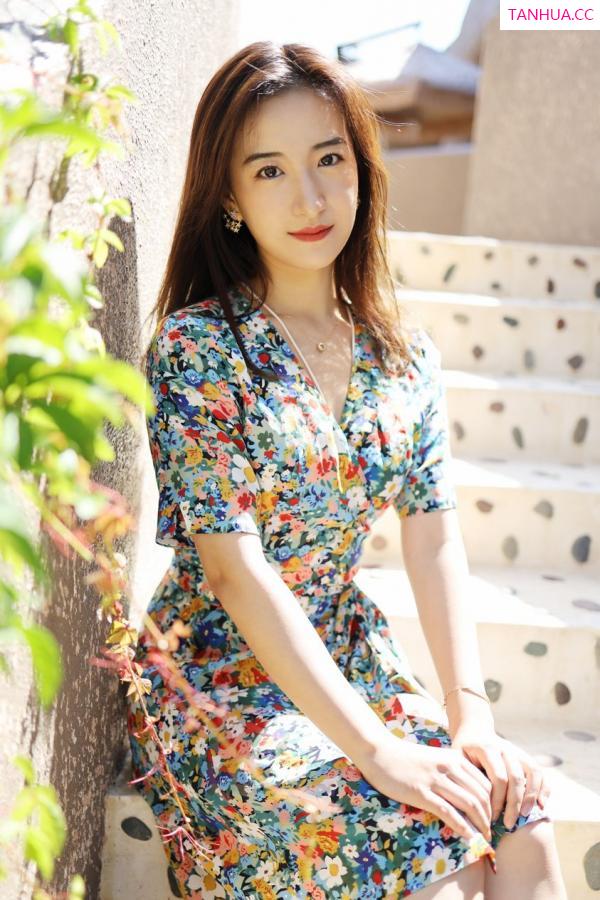 龚天艺 艺儿拿铁 [XIUREN]高清写真图 2019.08.23 艺儿伢哟第13张图片